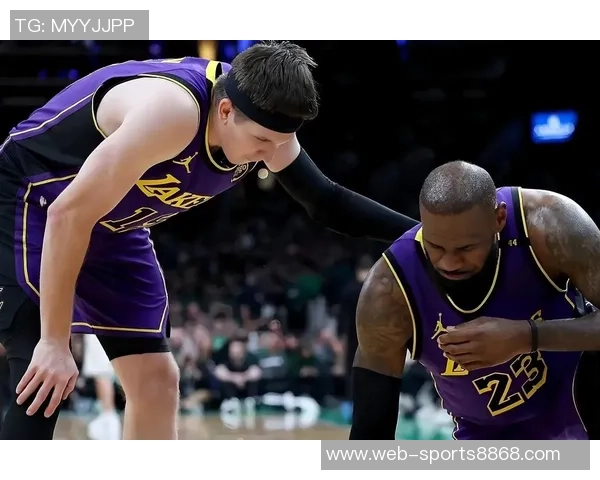 詹姆斯伤缺期间将关注湖人表现若球队无法赢球或考虑离队选择 詹姆斯伤缺期间将关注湖人表现若球队无法赢球或考虑离队选择